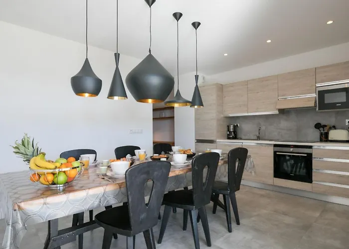 Apartamento Chateau-18 By Interhome Porto Vecchio